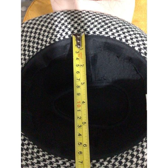 NEW Houndstooth Fedora Trilby Wool Blend Hat Flower Accent Side One Size 🧸 - Picture 3 of 13
